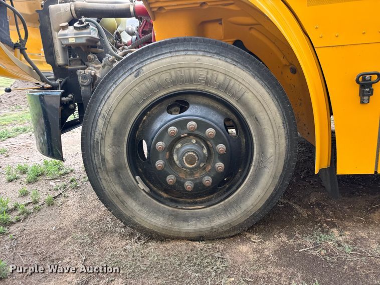 image for item FB6727 2009 Freightliner B2 school bus
