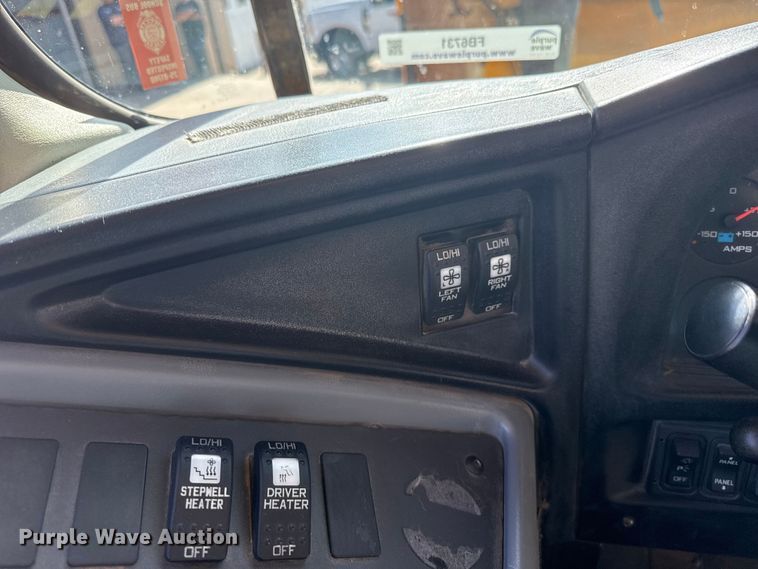 image for item FB6731 2006 IC CE200 school bus