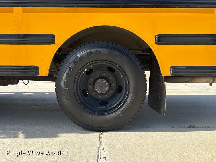 image for item FB6731 2006 IC CE200 school bus