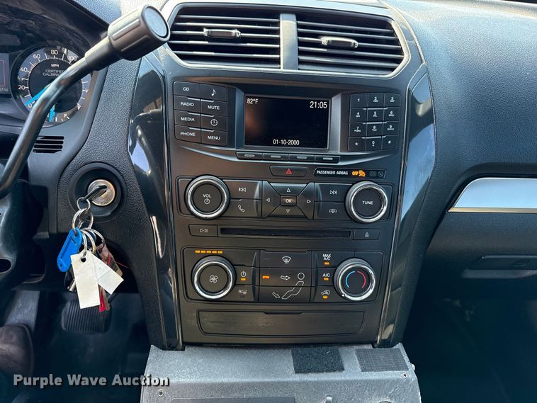 image for item FB6741 2018 Ford Explorer Police SUV