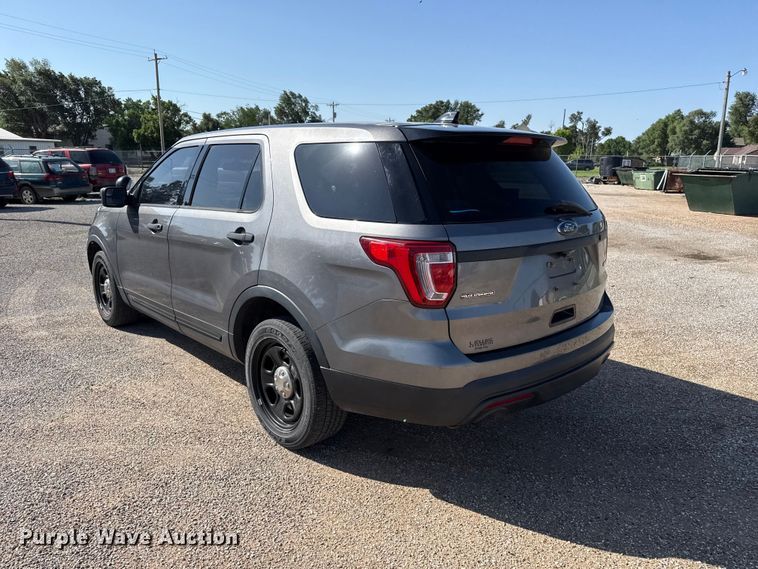 image for item FB6742 2017 Ford Explorer Police SUV