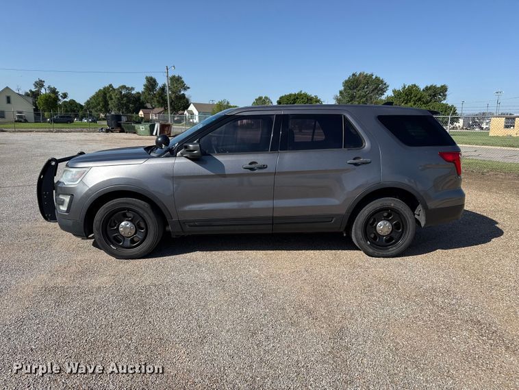 image for item FB6742 2017 Ford Explorer Police SUV