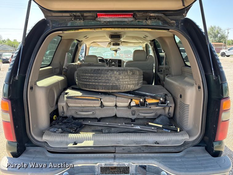 image for item FB6744 2003 Chevrolet Tahoe SUV