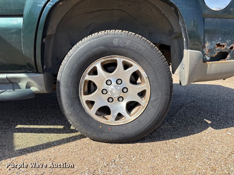 image for item FB6744 2003 Chevrolet Tahoe SUV