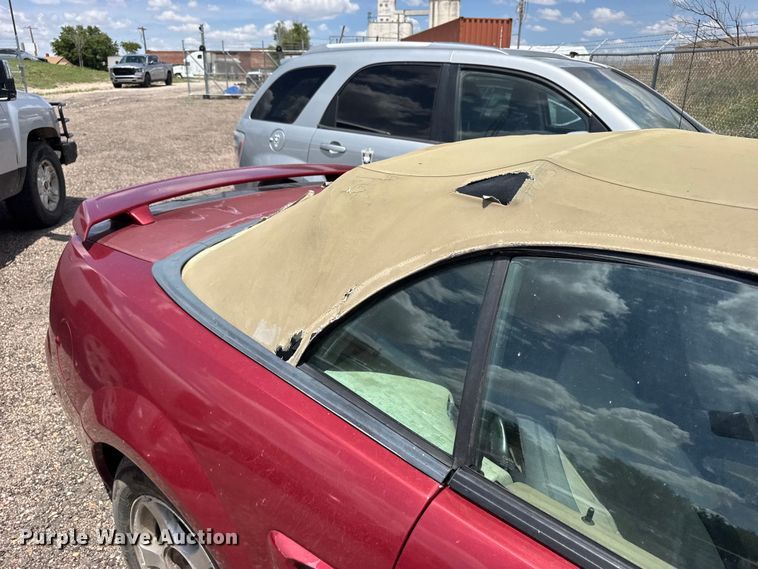 image for item FB7444 2004 Ford Mustang convertible