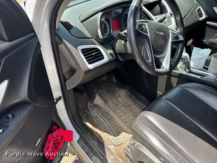 image for item FB7445 2011 GMC Terrain SUV