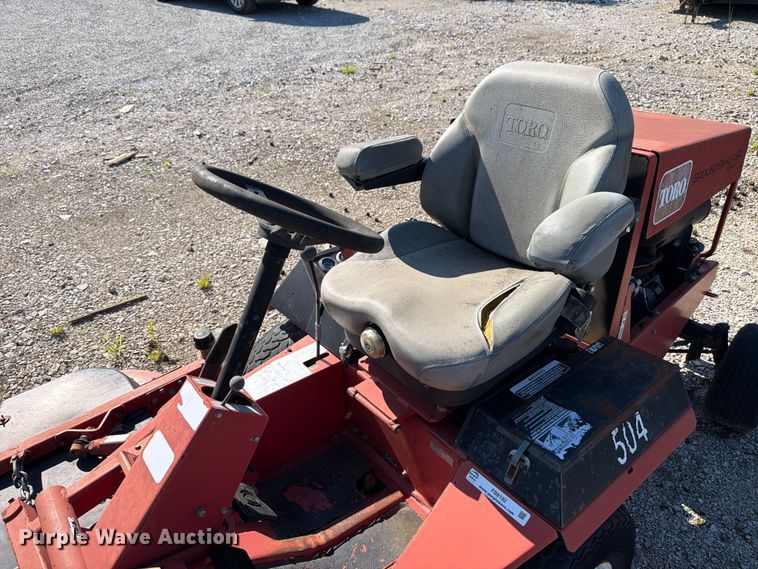 image for item FB8192 Toro Groundsmaster lawn mower