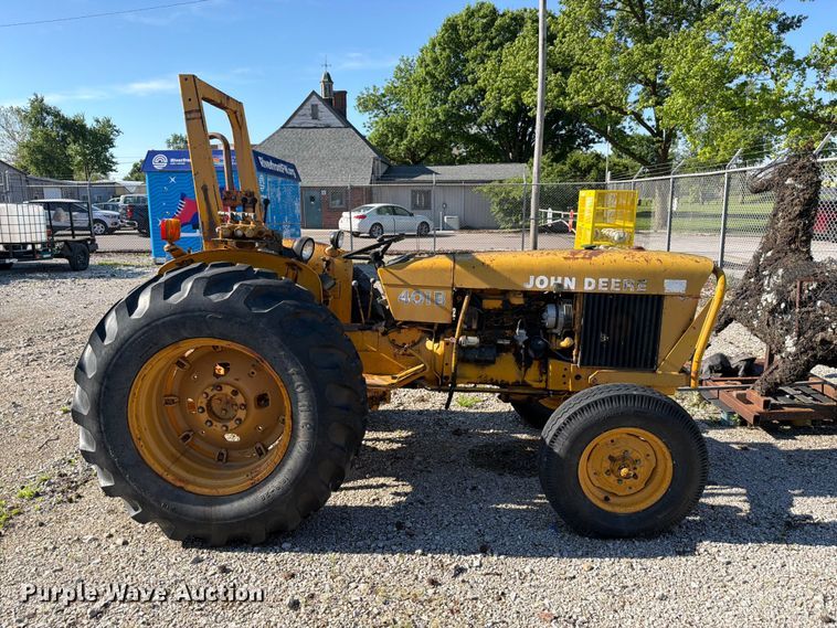 image for item FB8193 John Deere 401B tractor