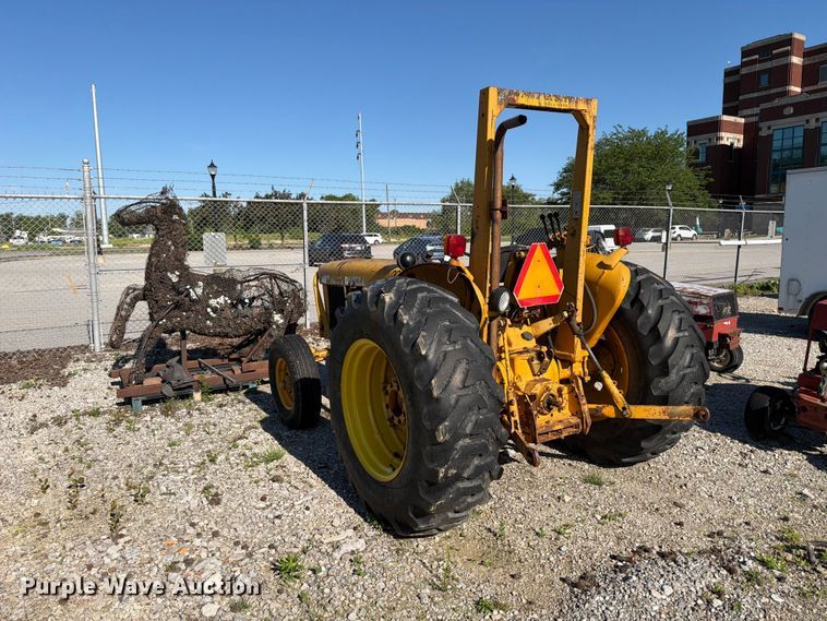 image for item FB8193 John Deere 401B tractor