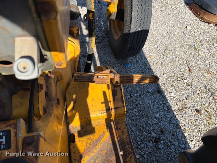 image for item FB8193 John Deere 401B tractor