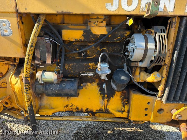 image for item FB8193 John Deere 401B tractor