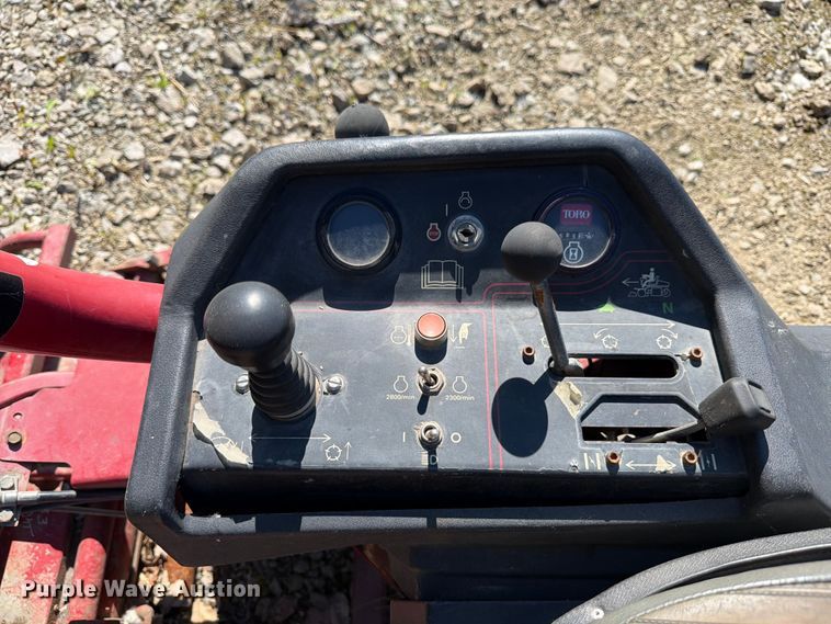 image for item FB8194 Toro Greensmaster 3200 reel mower