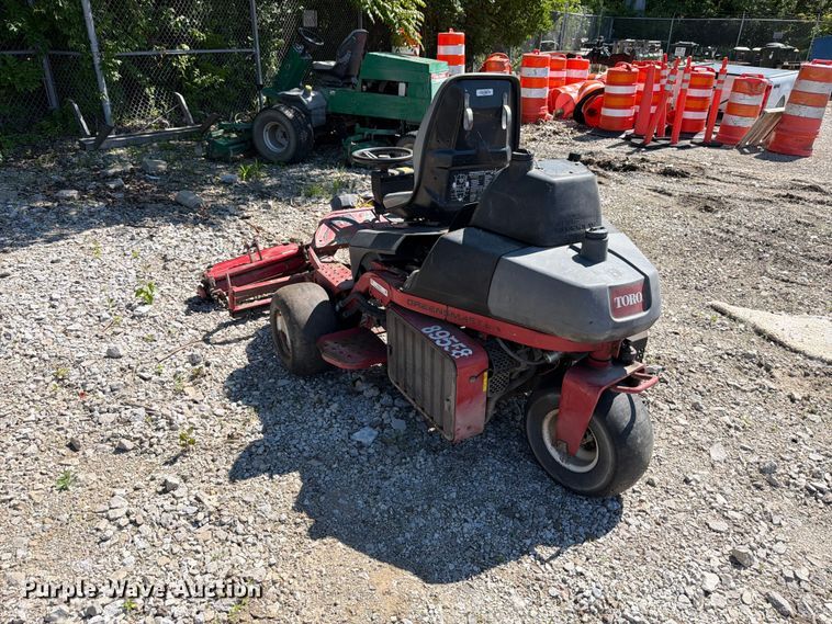 image for item FB8195 Toro Greensmaster 3200 reel mower