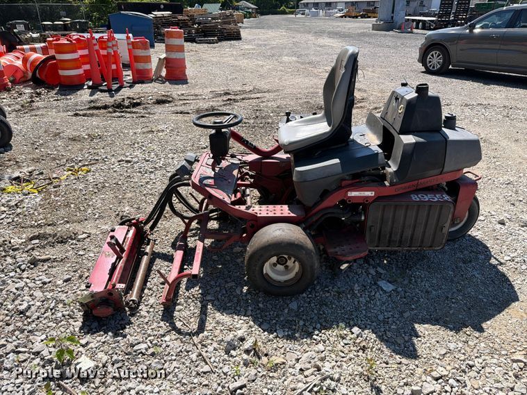 image for item FB8195 Toro Greensmaster 3200 reel mower
