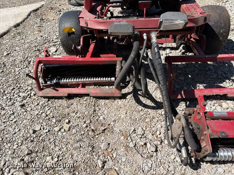 image for item FB8195 Toro Greensmaster 3200 reel mower