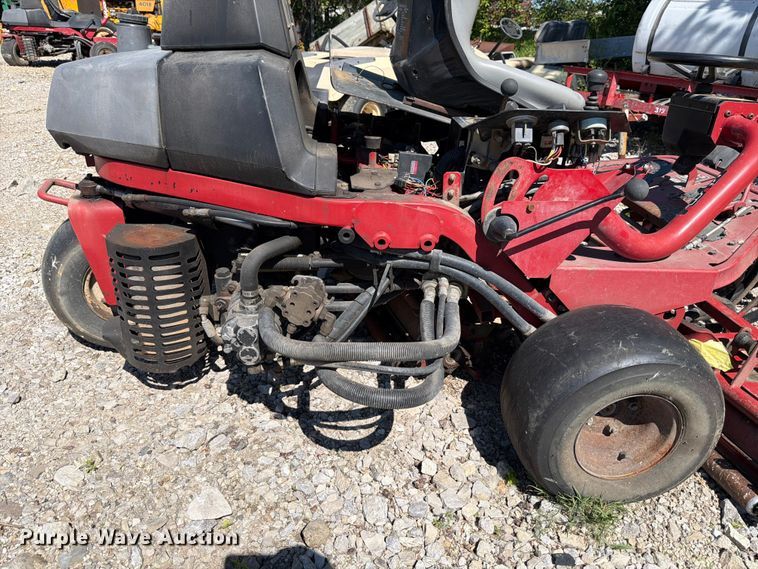image for item FB8195 Toro Greensmaster 3200 reel mower