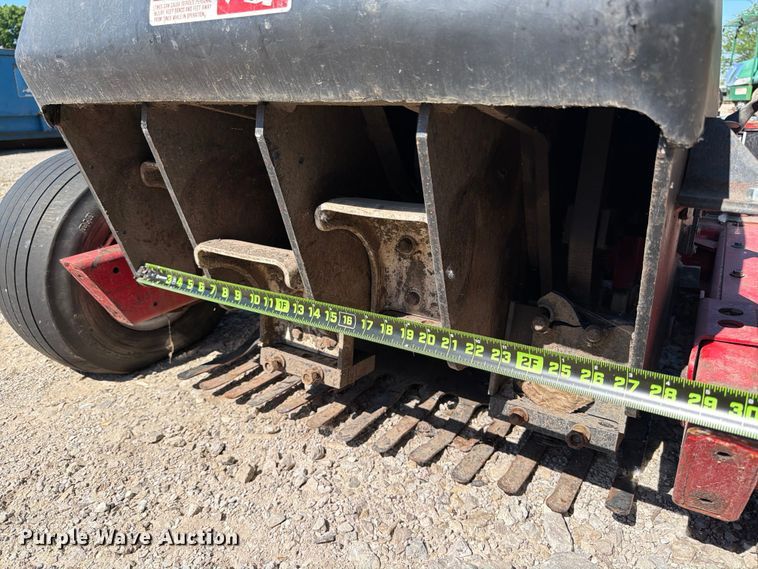 image for item FB8196 Toro 09100 aerator