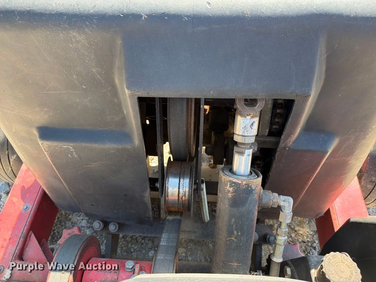 image for item FB8196 Toro 09100 aerator