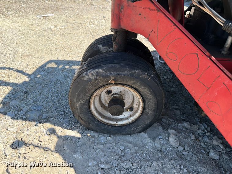 image for item FB8196 Toro 09100 aerator