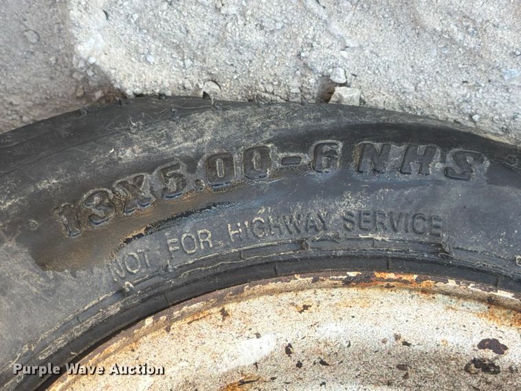 image for item FB8196 Toro 09100 aerator