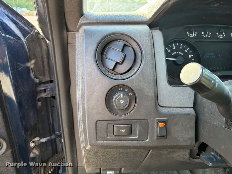 image for item FB8199 2011 Ford F150 pickup truck