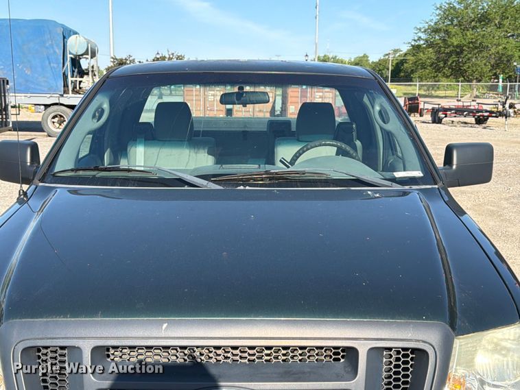 image for item FB8200 2007 Ford F150 pickup truck