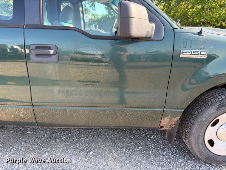 image for item FB8200 2007 Ford F150 pickup truck