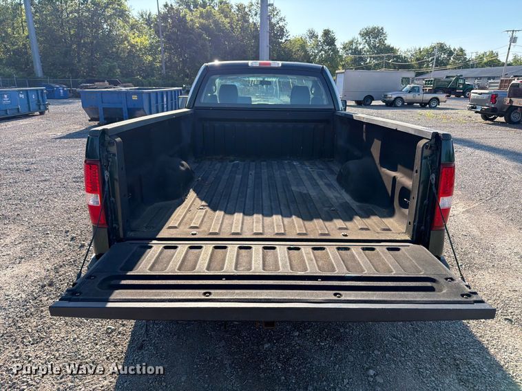 image for item FB8200 2007 Ford F150 pickup truck