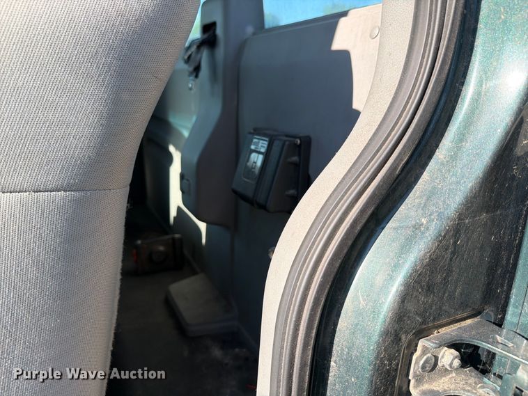 image for item FB8200 2007 Ford F150 pickup truck