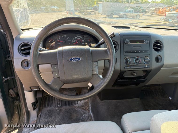 image for item FB8200 2007 Ford F150 pickup truck