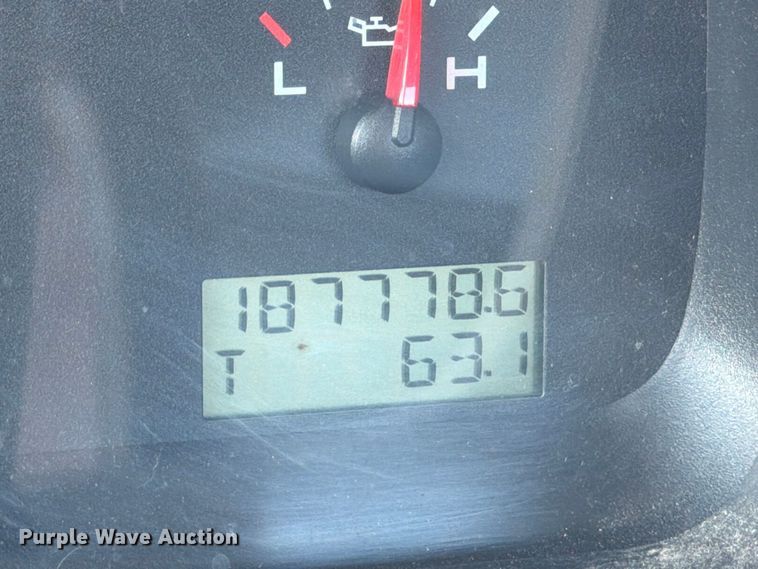 image for item FB8200 2007 Ford F150 pickup truck