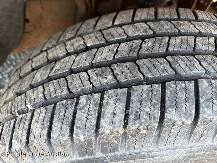 image for item FB8200 2007 Ford F150 pickup truck
