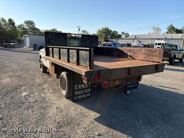 image for item FB8201 1995 Chevrolet C3500 dump flatbed pickup truck