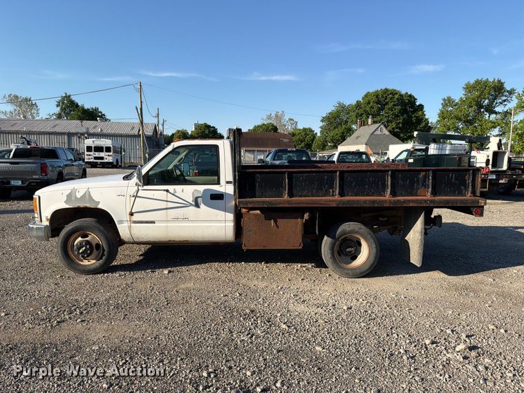 image for item FB8201 1995 Chevrolet C3500 dump flatbed pickup truck