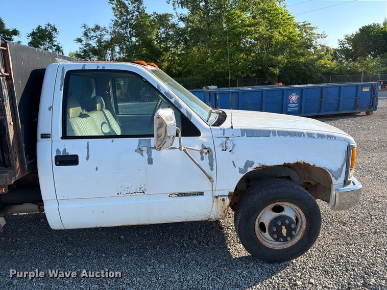 image for item FB8201 1995 Chevrolet C3500 dump flatbed pickup truck