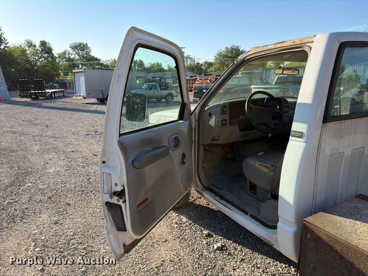 image for item FB8201 1995 Chevrolet C3500 dump flatbed pickup truck