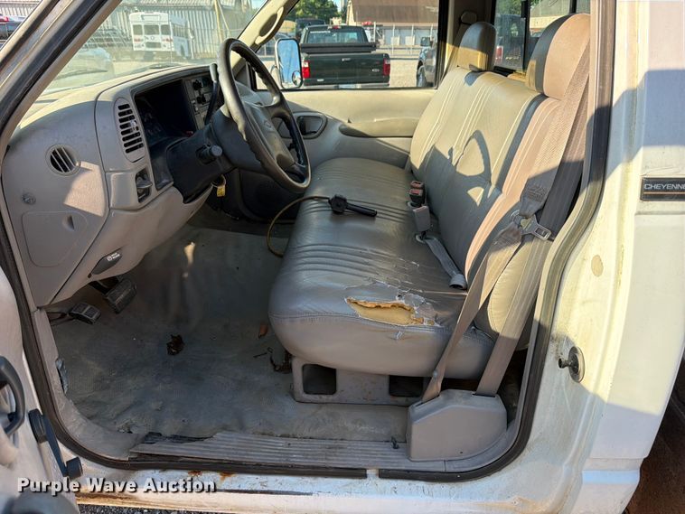 image for item FB8201 1995 Chevrolet C3500 dump flatbed pickup truck