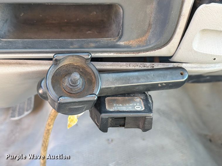 image for item FB8201 1995 Chevrolet C3500 dump flatbed pickup truck