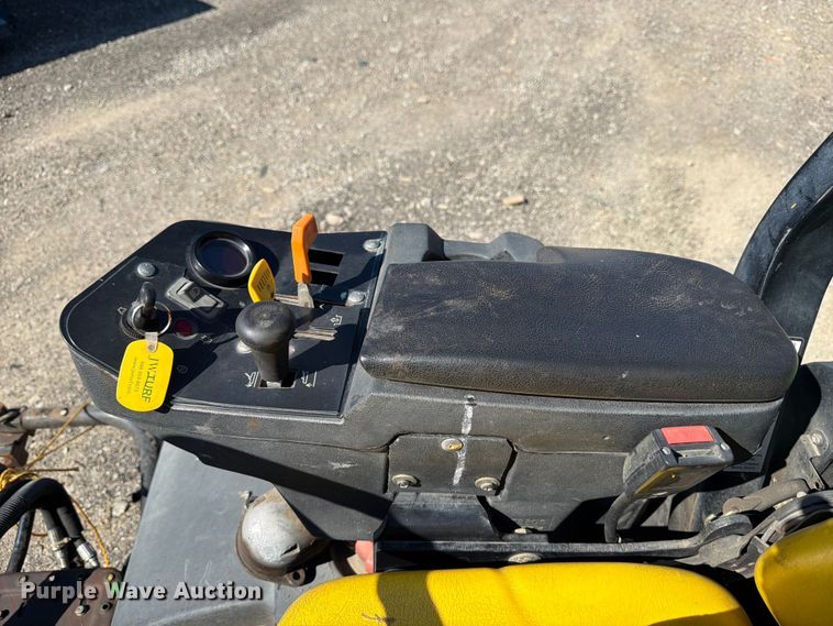 image for item FB8202 John Deere 3225C reel mower