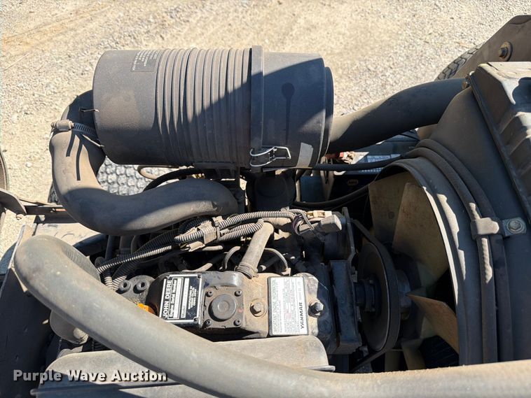image for item FB8202 John Deere 3225C reel mower