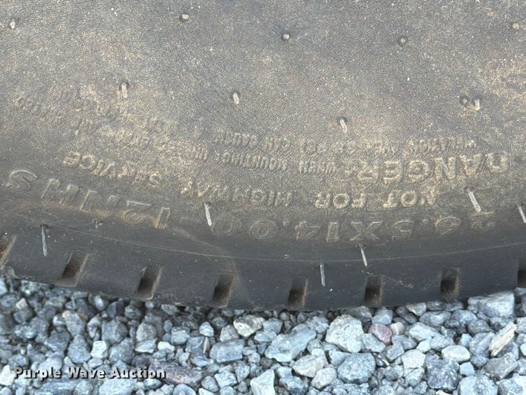 image for item FB8202 John Deere 3225C reel mower