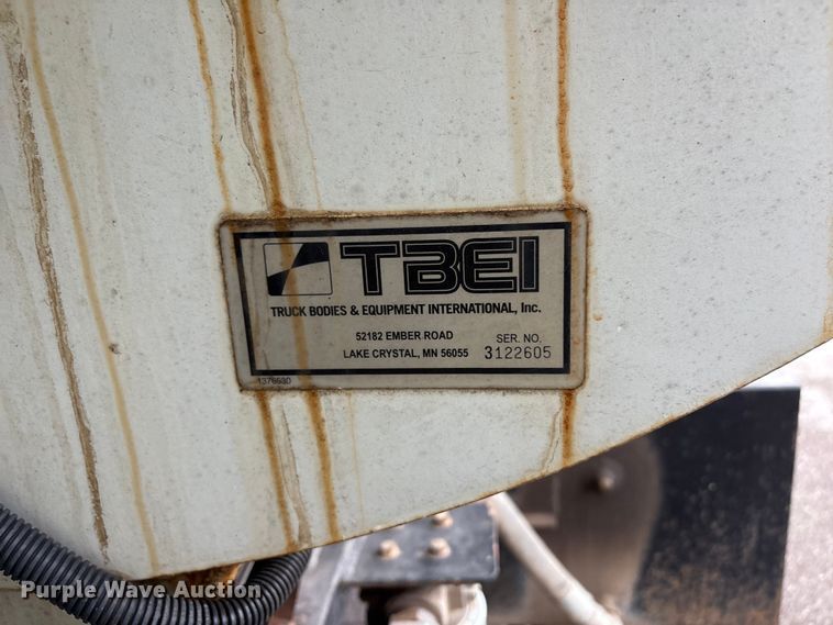 image for item FB8829 2013 International 7400 dump truck