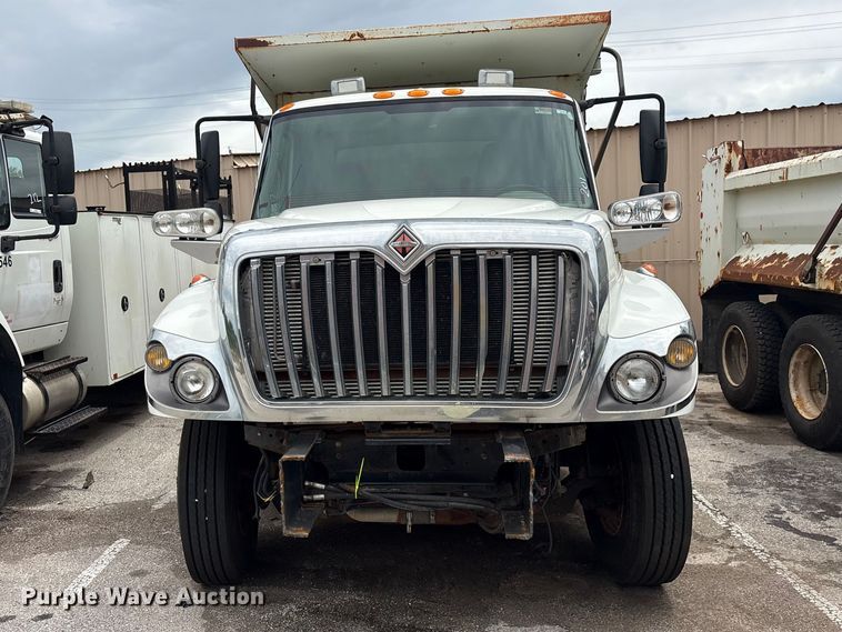 image for item FB8830 2010 International 7400 dump truck