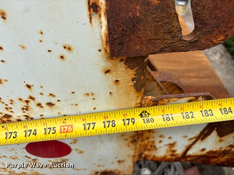 image for item FB8830 2010 International 7400 dump truck