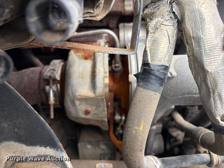 image for item FB8830 2010 International 7400 dump truck