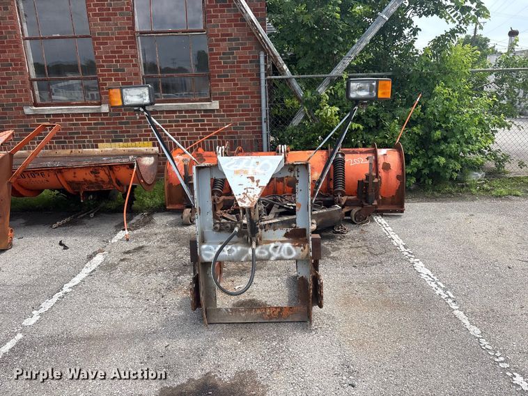 image for item FB8831 2010 Henderson snow plow