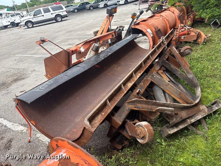 image for item FB8833 2010 Henderson snow plow