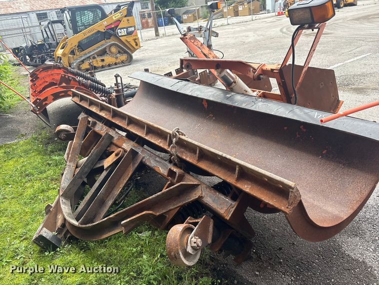 image for item FB8833 2010 Henderson snow plow