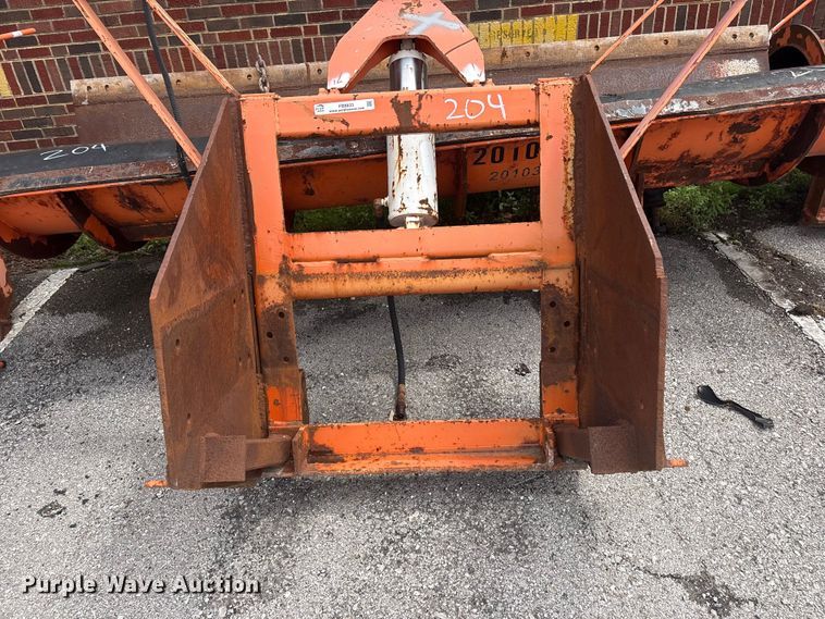 image for item FB8833 2010 Henderson snow plow