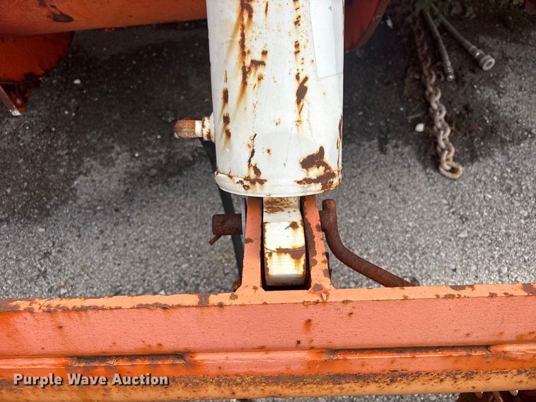 image for item FB8833 2010 Henderson snow plow